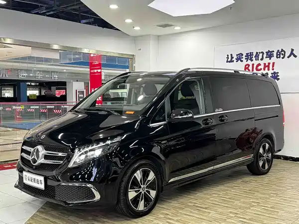 Mercedes-Benz V-Class 2022
