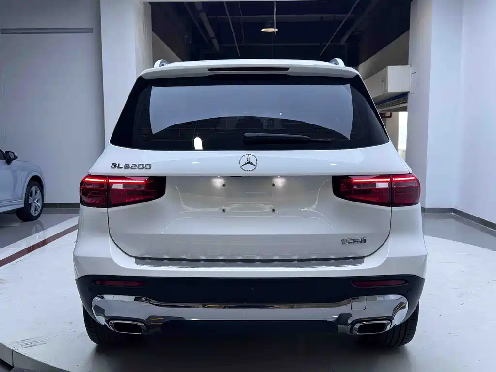 Mercedes-Benz GLB 2021
