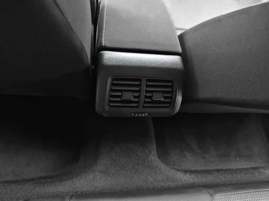 Volkswagen Golf 2015 — фото 14