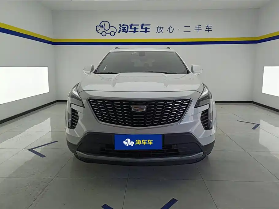 Cadillac XT4 2021 — фото 2