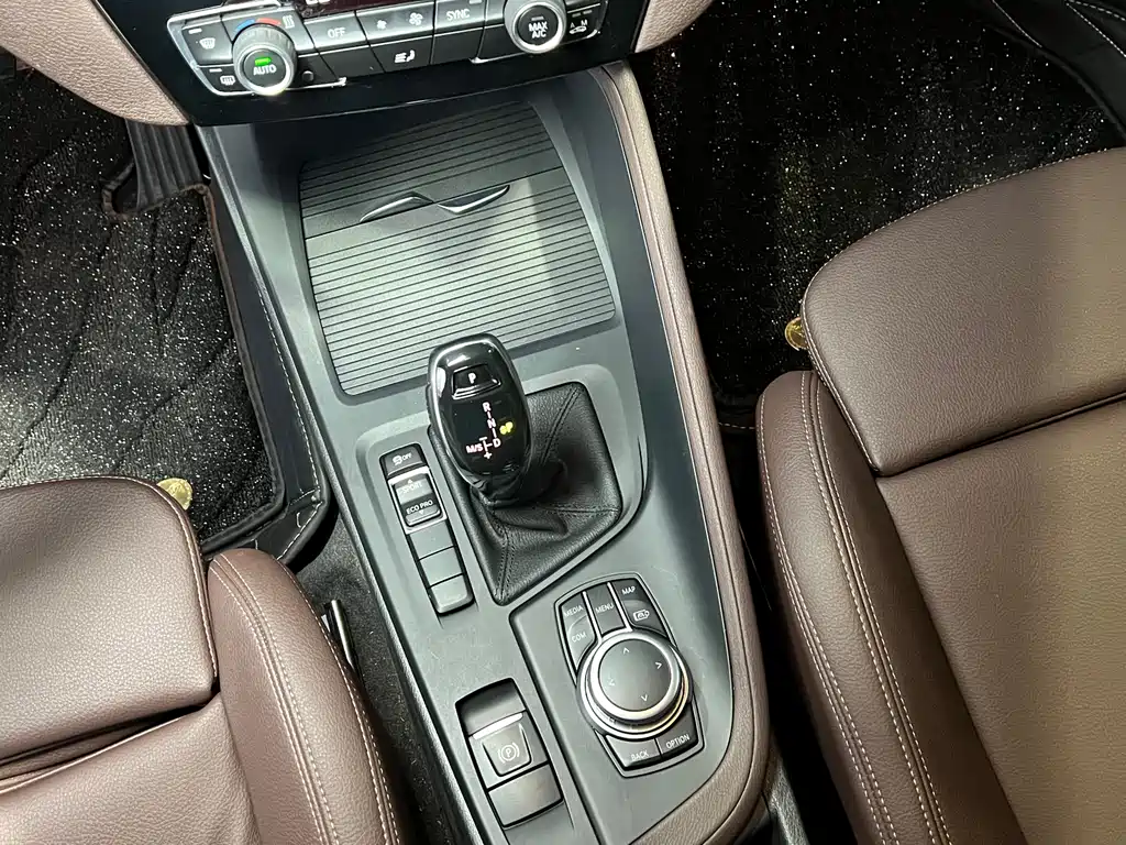 BMW X1 2021 — фото 15