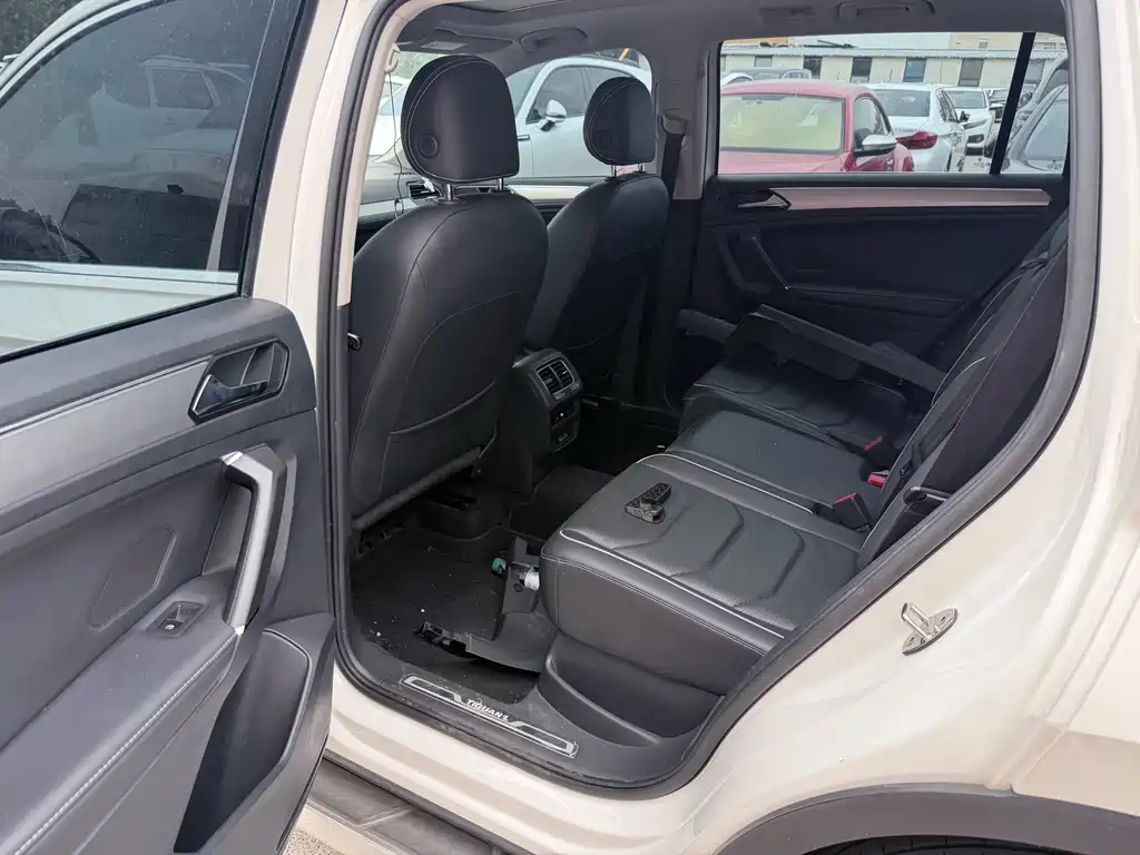 Volkswagen Tiguan L 2017