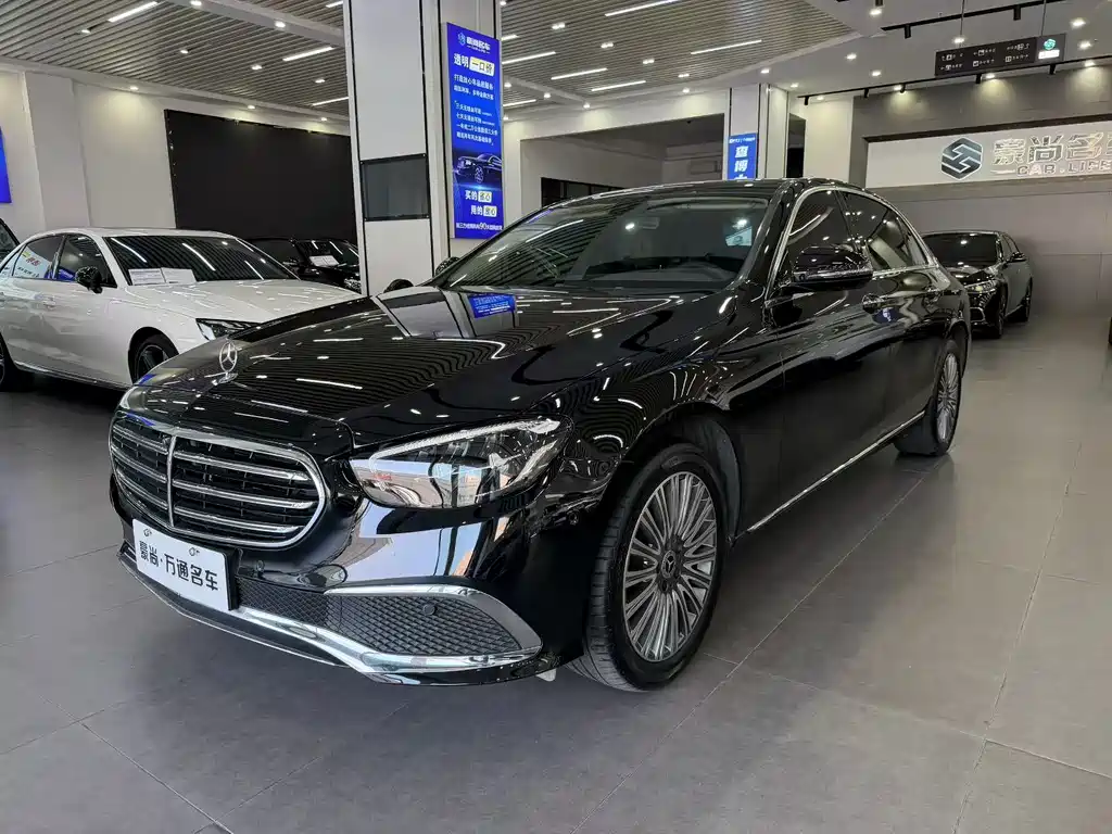 Mercedes-Benz E-Class 2023 — фото 1
