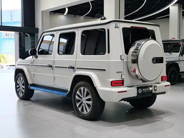 Mercedes-Benz G-Class 2024