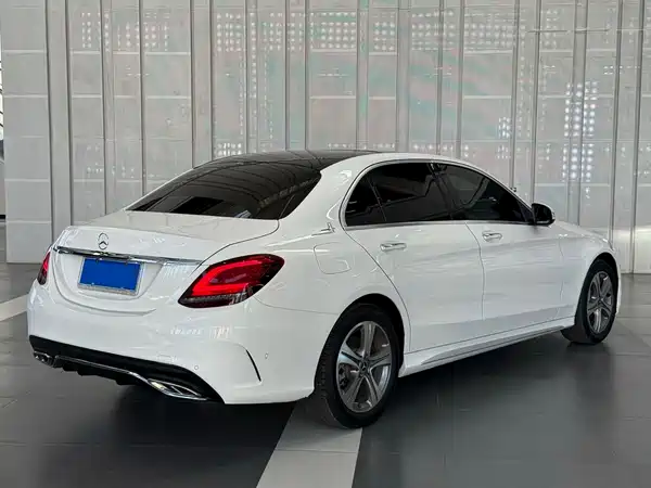 Mercedes-Benz C-Class 2019