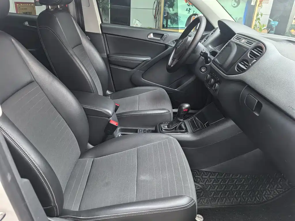 Volkswagen Tiguan 2019 — фото 16
