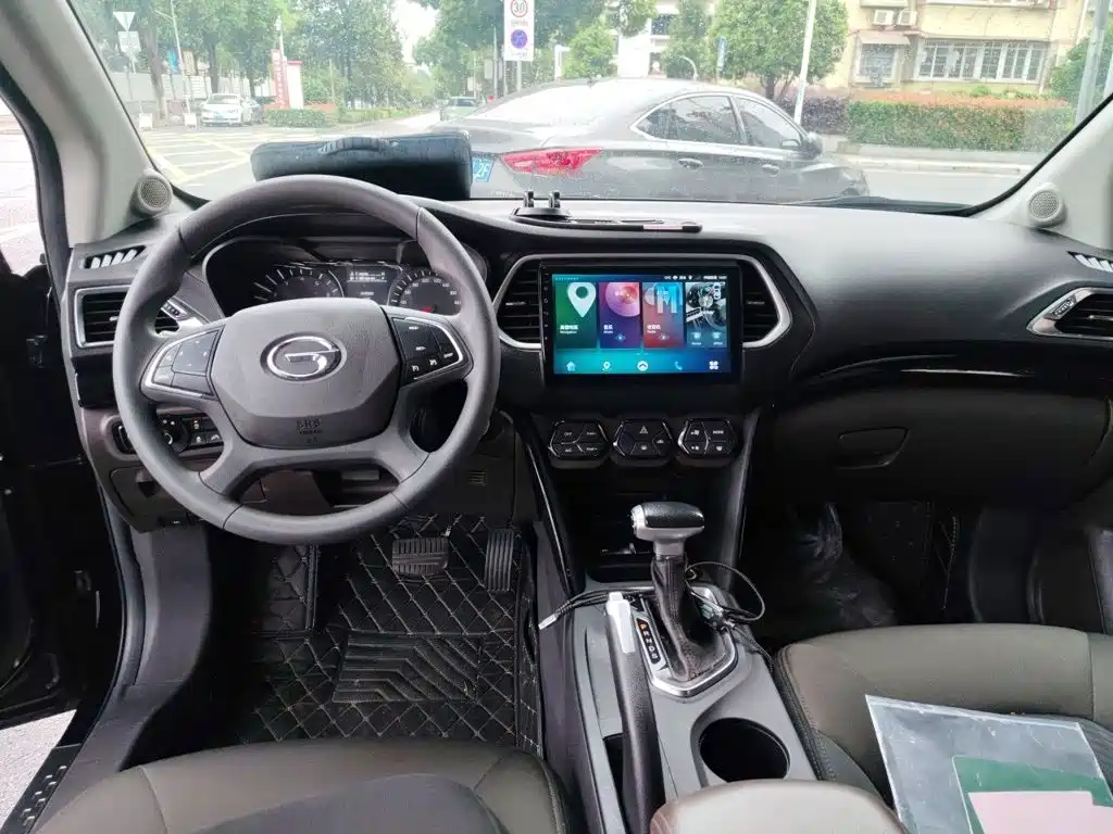 GAC Motor Trumpchi GS4 2015