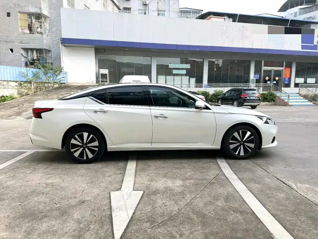 Nissan Teana 2019