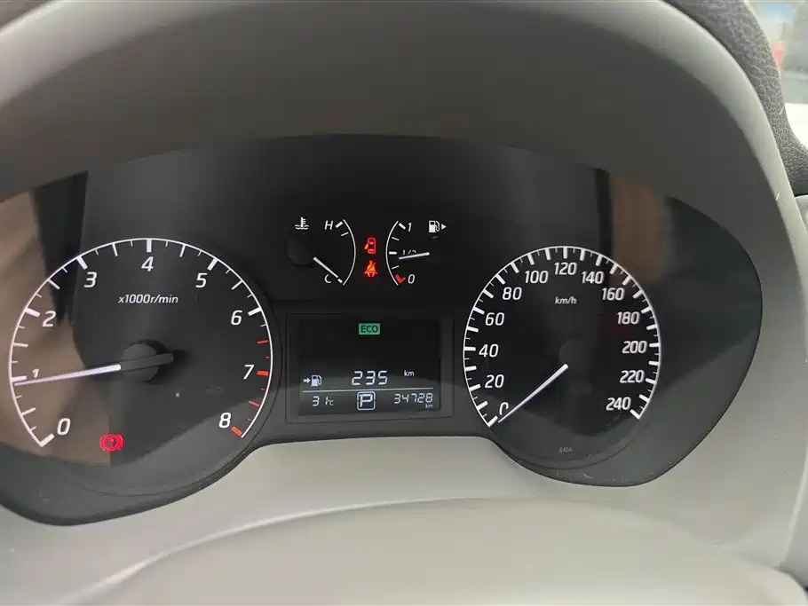 Nissan Sylphy 2012 — фото 13