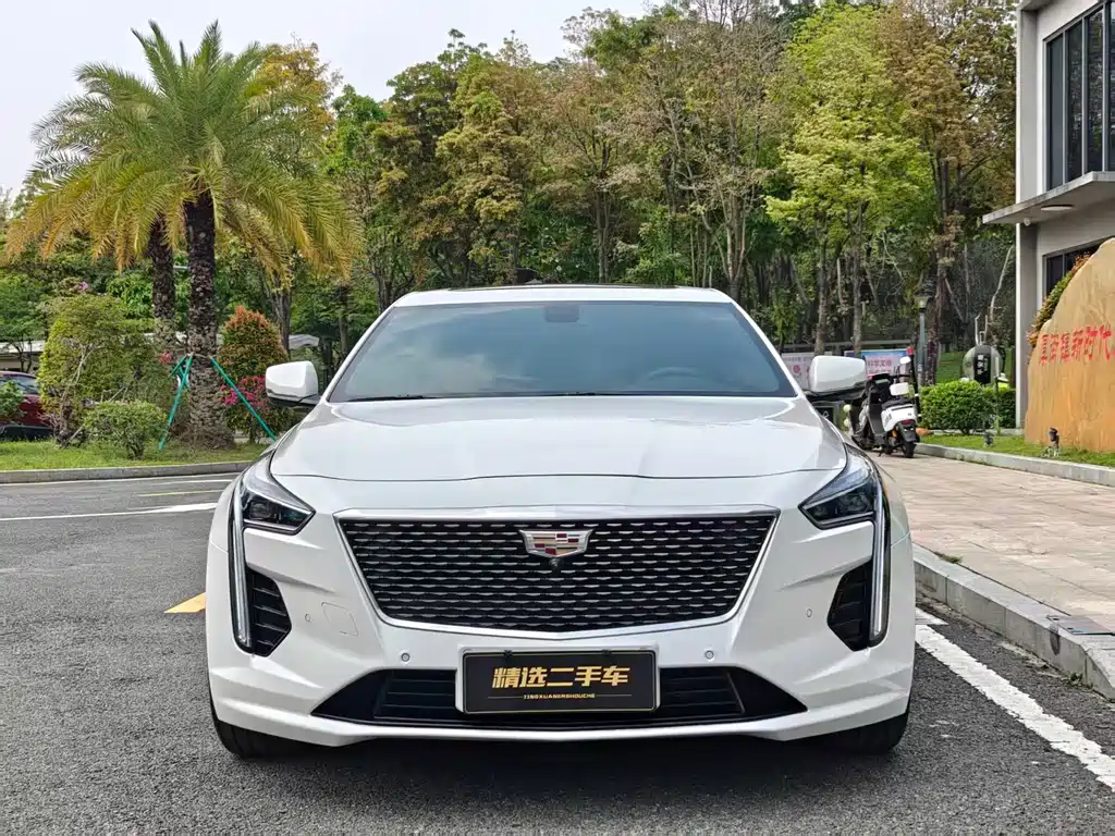 Cadillac CT6 2022 — фото 2