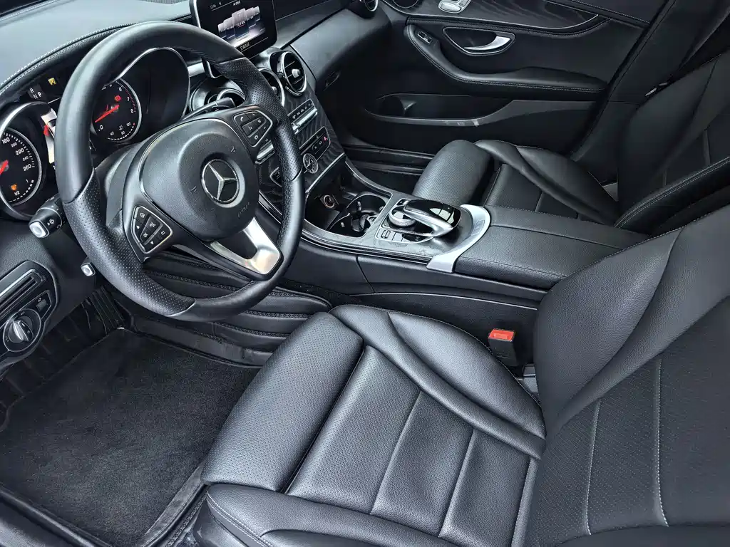 Mercedes-Benz C-Class 2018 — фото 9