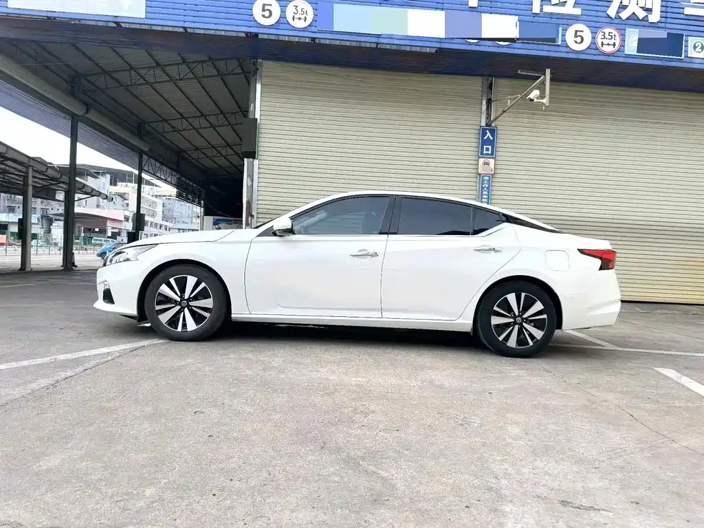 Nissan Teana 2019