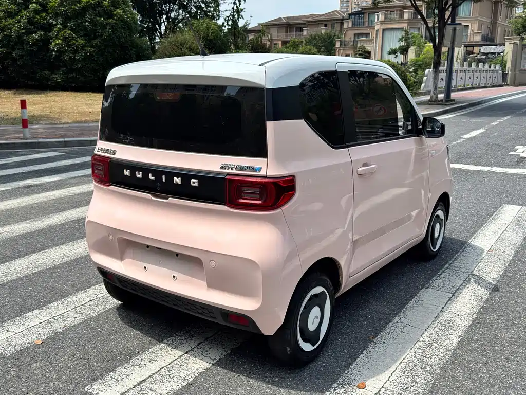 Wuling Hongguang MINIEV 2021
