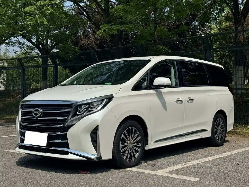 GAC Motor Trumpchi M8 2022 — фото 7