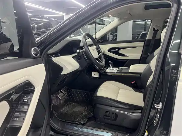 Land Rover Range Rover Evoque 2023