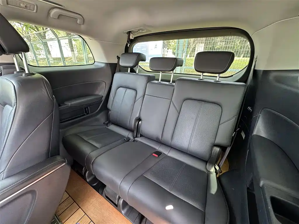 GAC Motor Trumpchi M8 2022 — фото 25