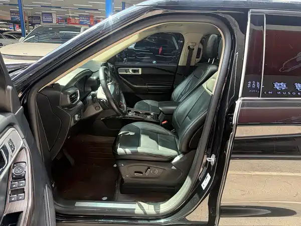 Ford Explorer 2022