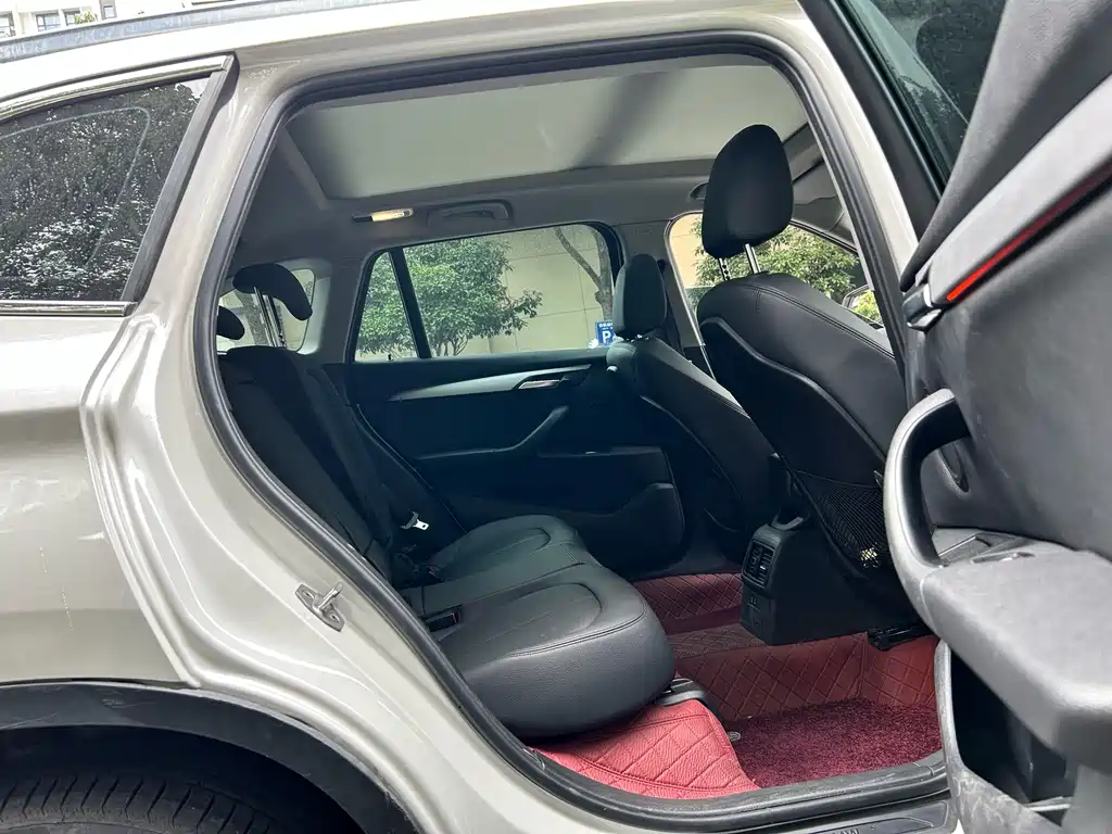 BMW X1 2018 — фото 13