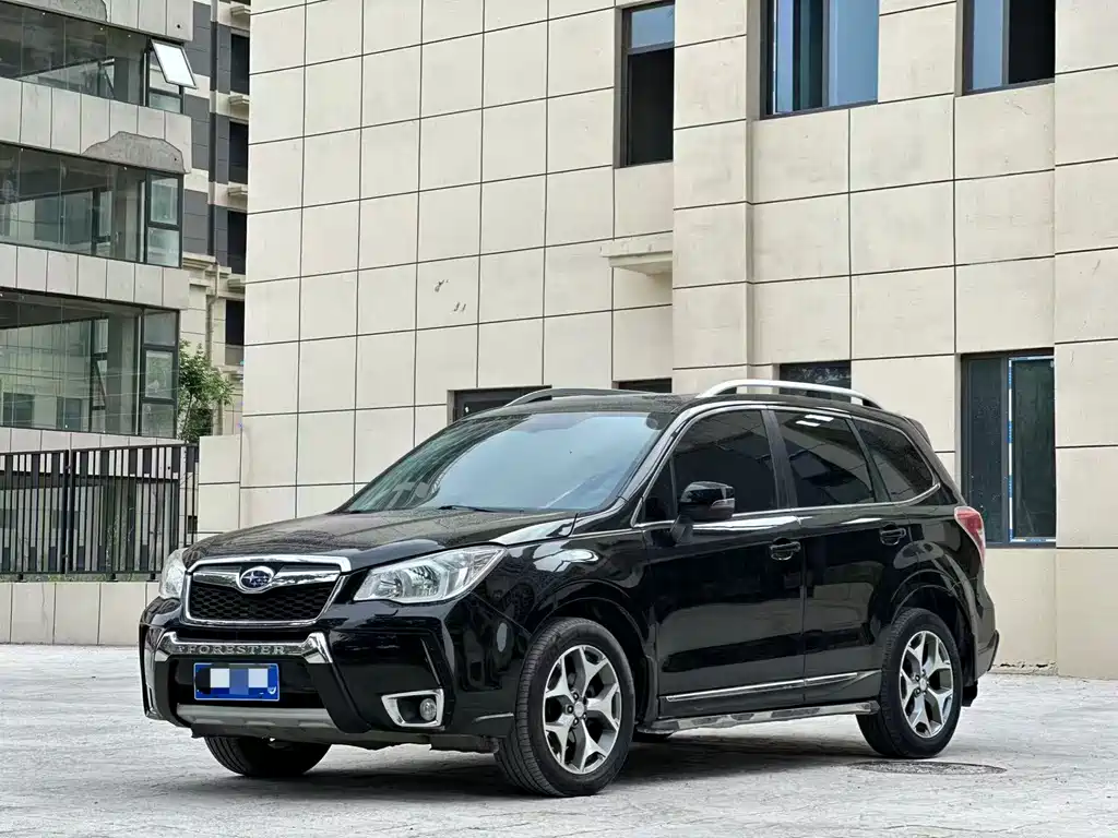 Subaru Forester 2016 — фото 1