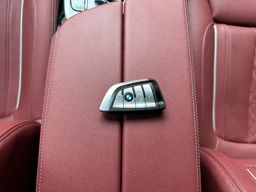 BMW 5 Series 2022 — фото 32
