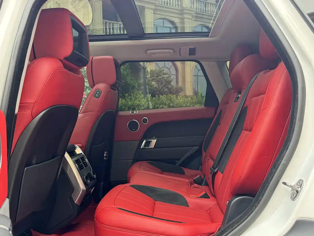 Land Rover Sport 2020 — фото 15