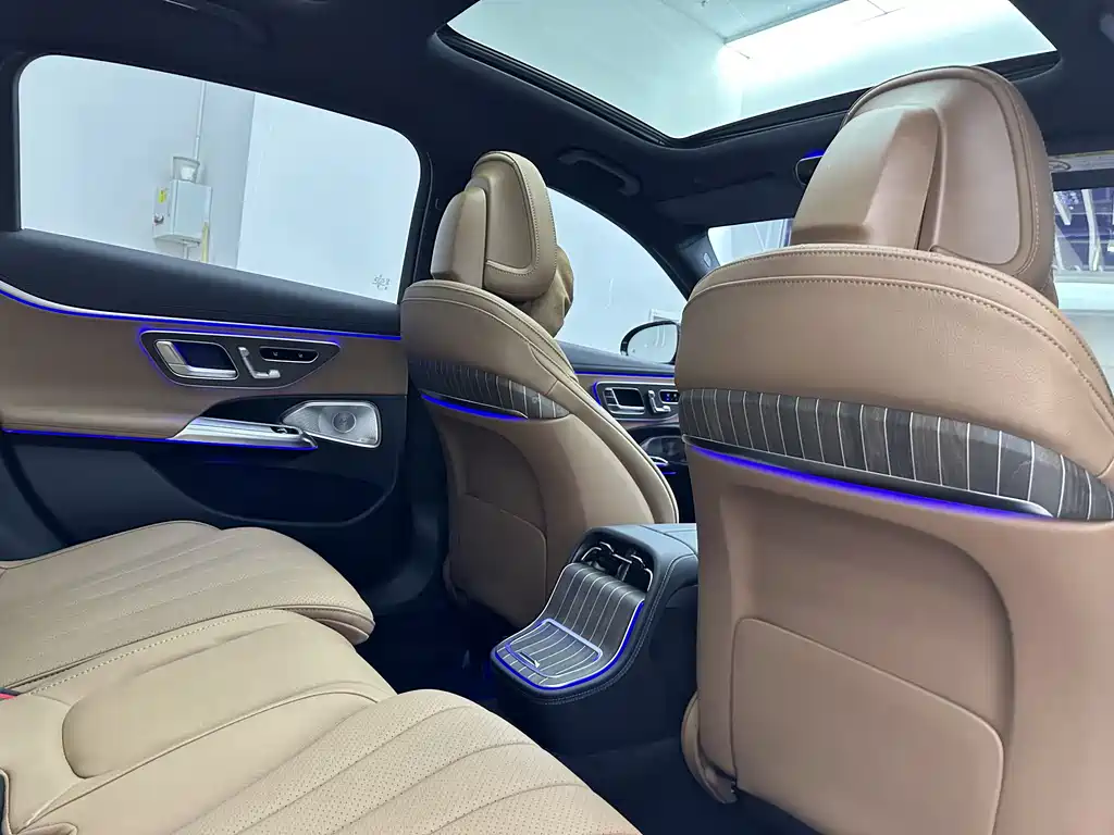 Mercedes-Benz E-Class 2026 — фото 13