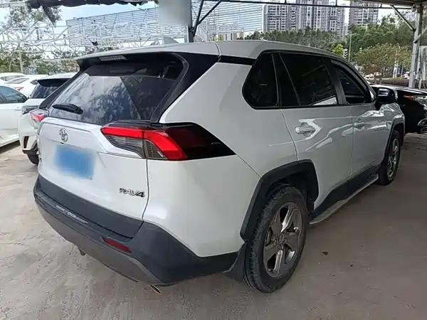 Toyota RAV4 2022