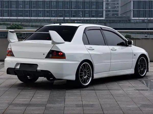 Mitsubishi LANCER 2007