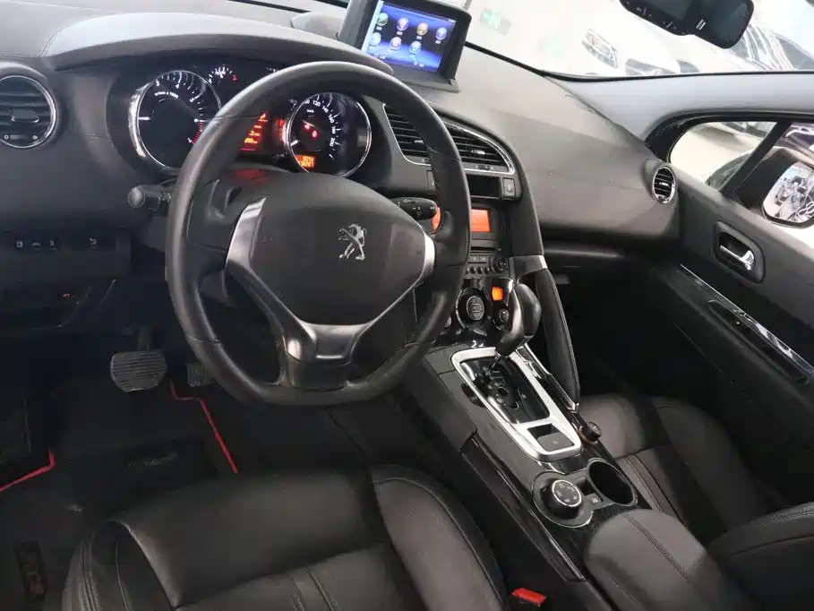 Peugeot 3008 2016 — фото 11