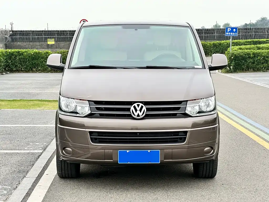 Volkswagen Caravelle 2015 — фото 2
