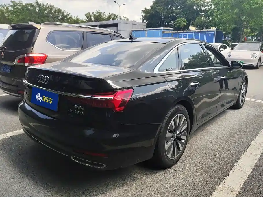 Audi A6L 2021