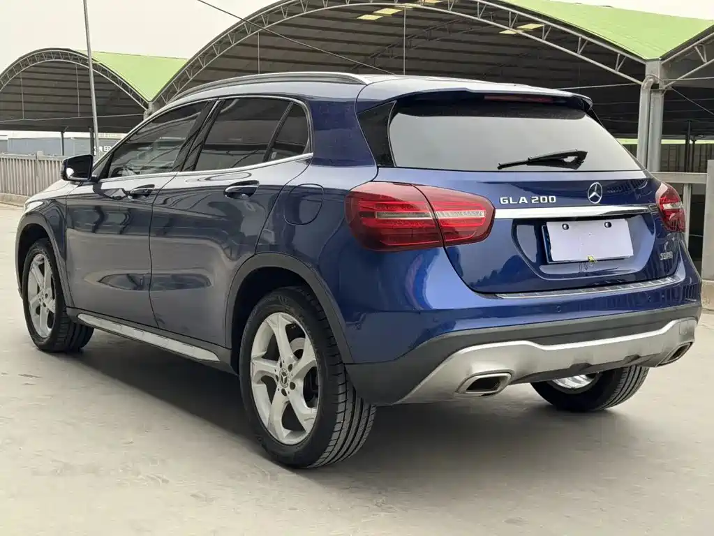 Mercedes-Benz GLA 2018 — фото 4