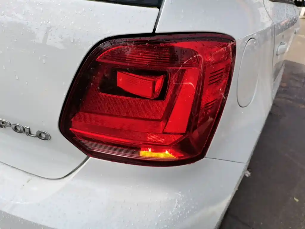 Volkswagen Polo 2015 — фото 8