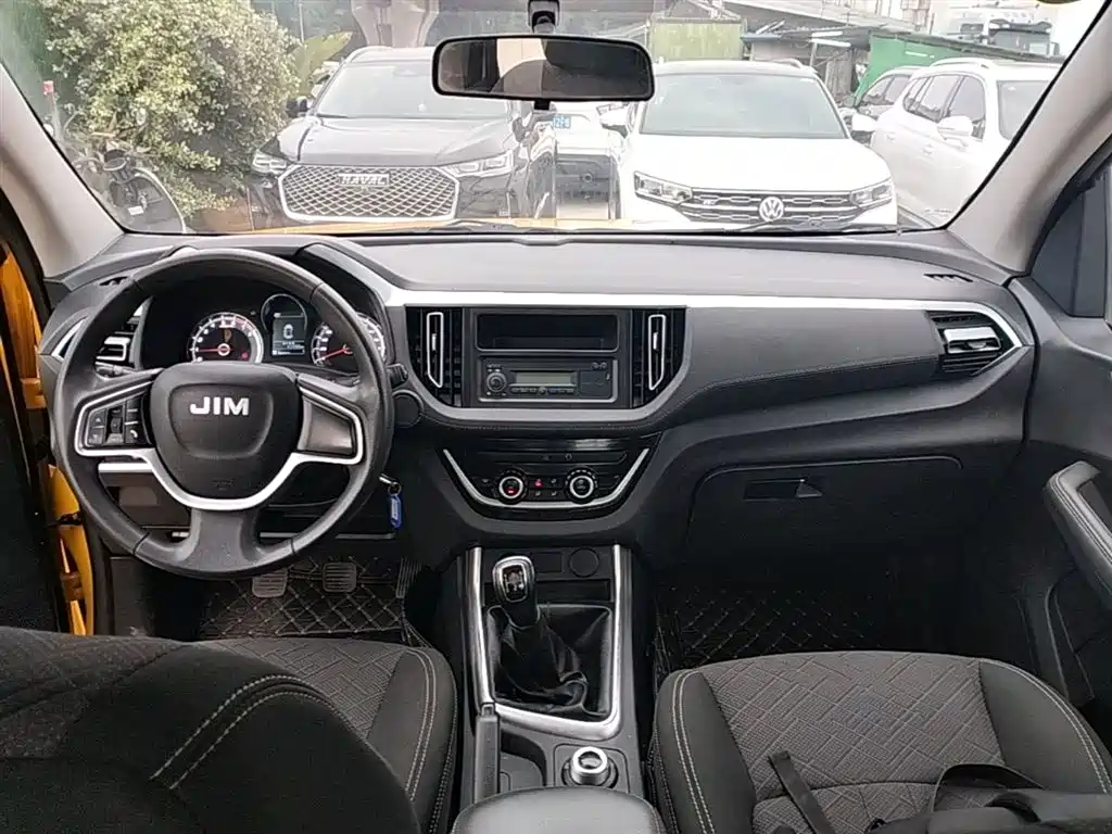 Isuzu RE-MAX 2023 — фото 10