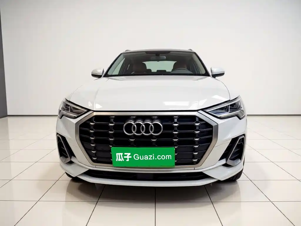 Audi Q3 2023 — фото 24