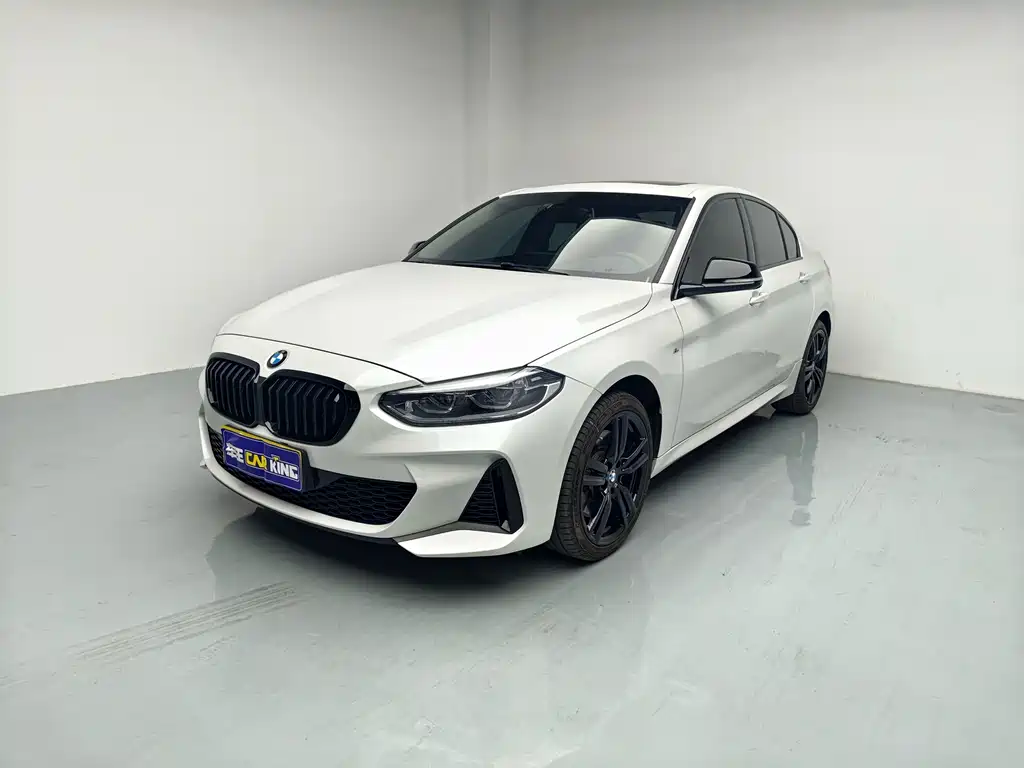 BMW 1 Series 2021