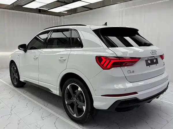 Audi Q3 2022