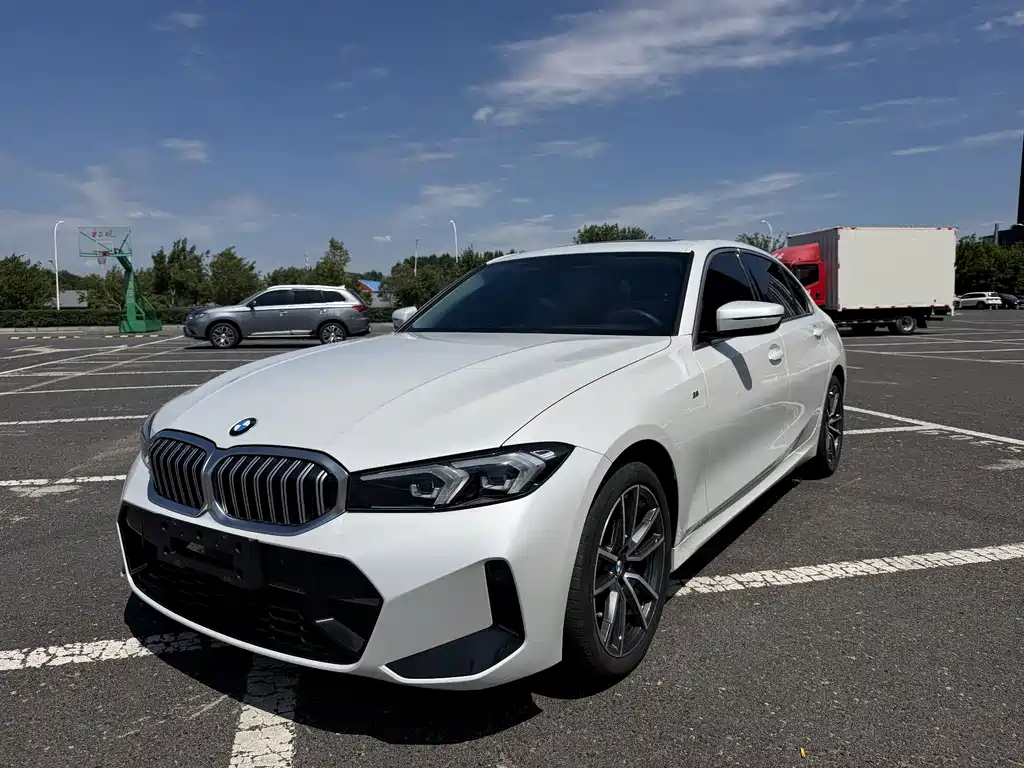 BMW 3 Series 2023