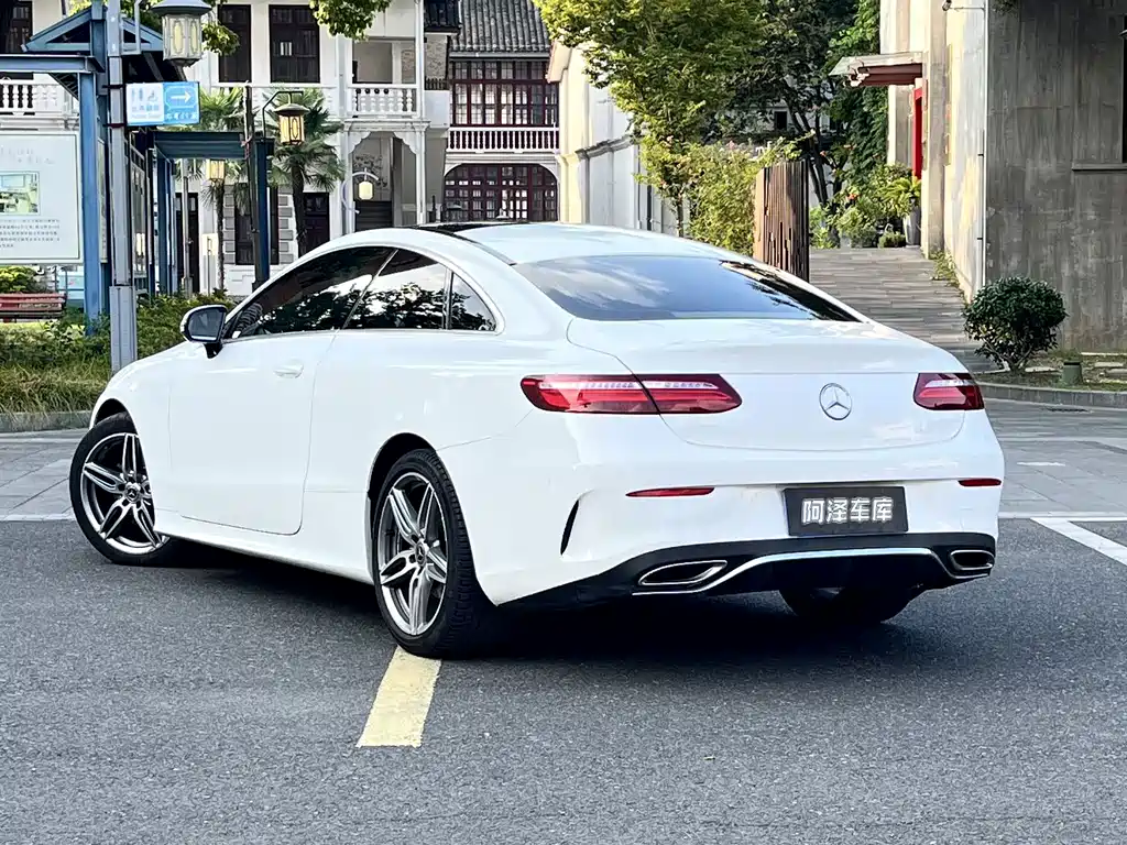 Mercedes-Benz E-Class 2018