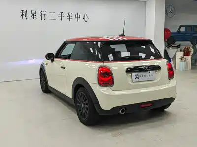 MINI MINI 2019
