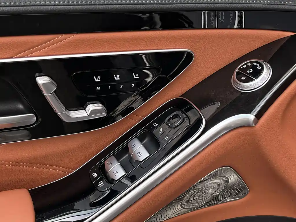 Mercedes-Benz S-Class 2024 — фото 19