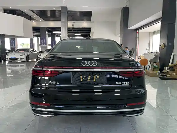 Audi A8 2025