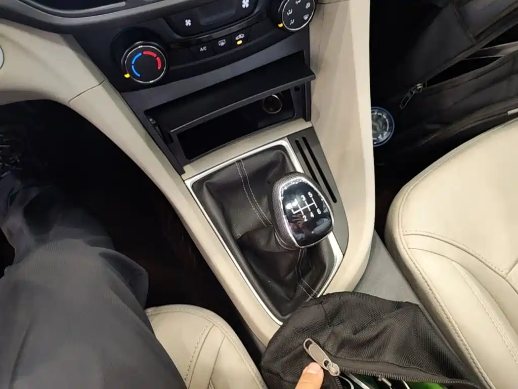 Buick Excelle GT 2019 — фото 14