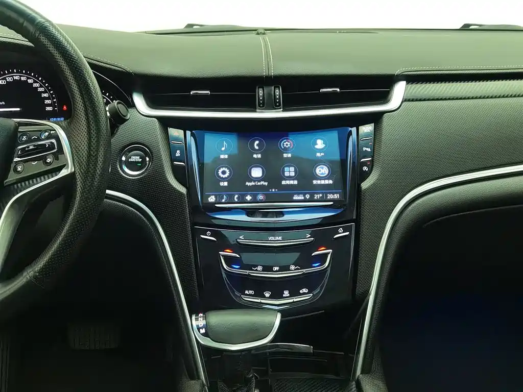 Cadillac XTS 2019 — фото 12