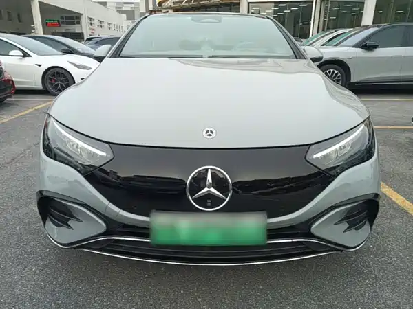 Mercedes-Benz EQE 2024