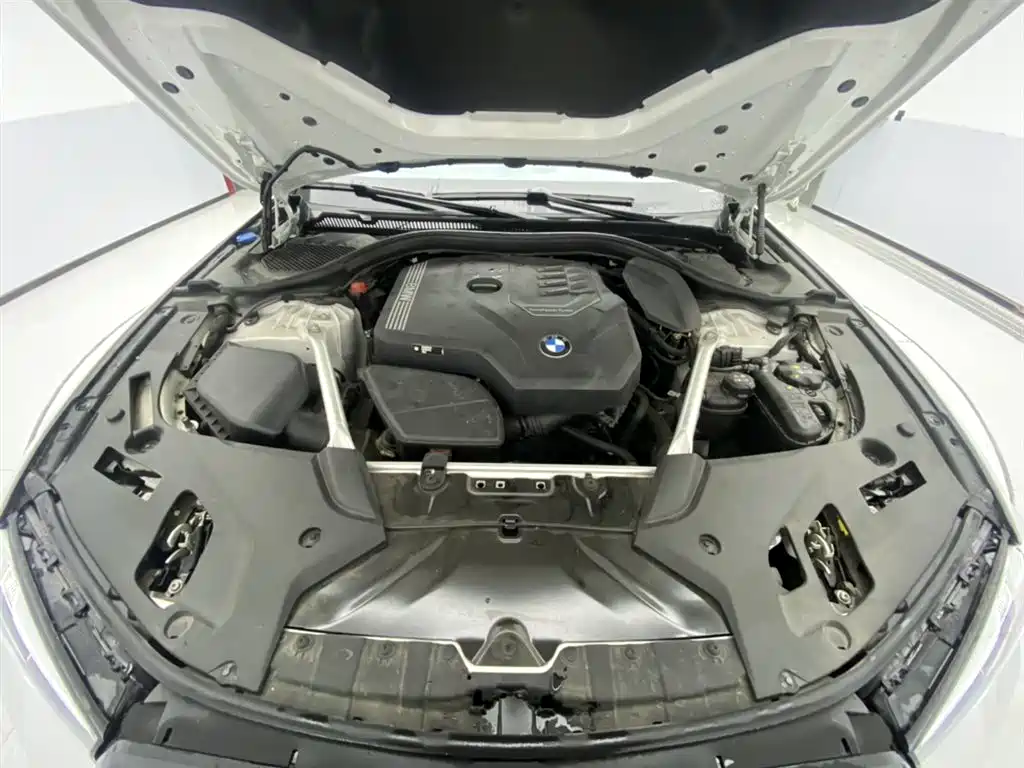BMW 5 Series 2023 — фото 12