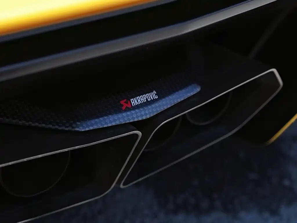 Lamborghini Aventador 2016 — фото 11