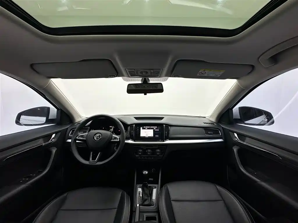 Skoda Kamiq 2023 — фото 10
