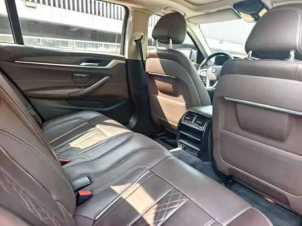 BMW 5 Series 2020