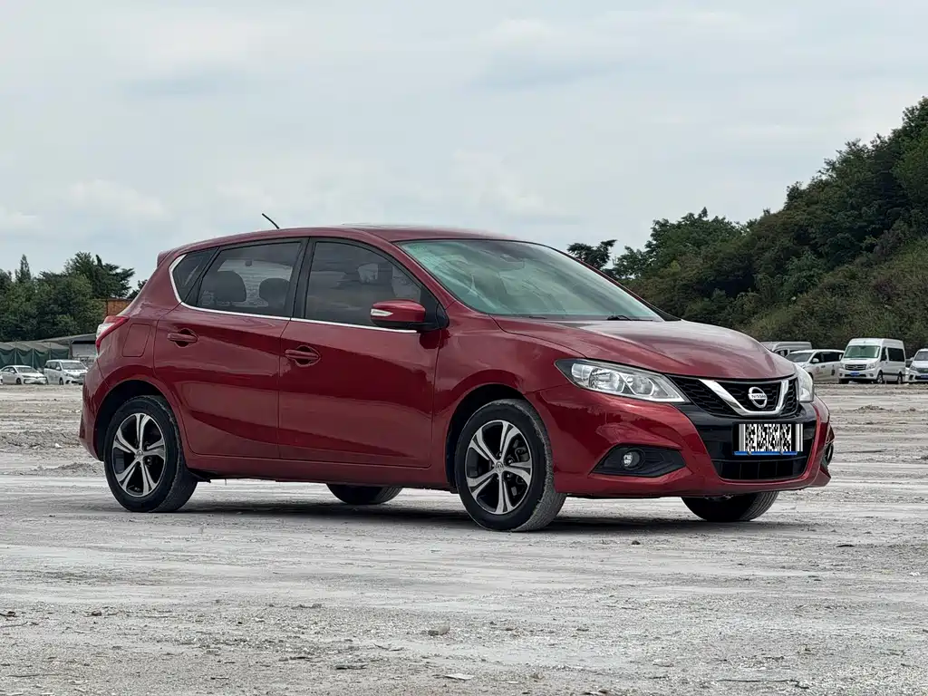 Nissan Tiida 2016